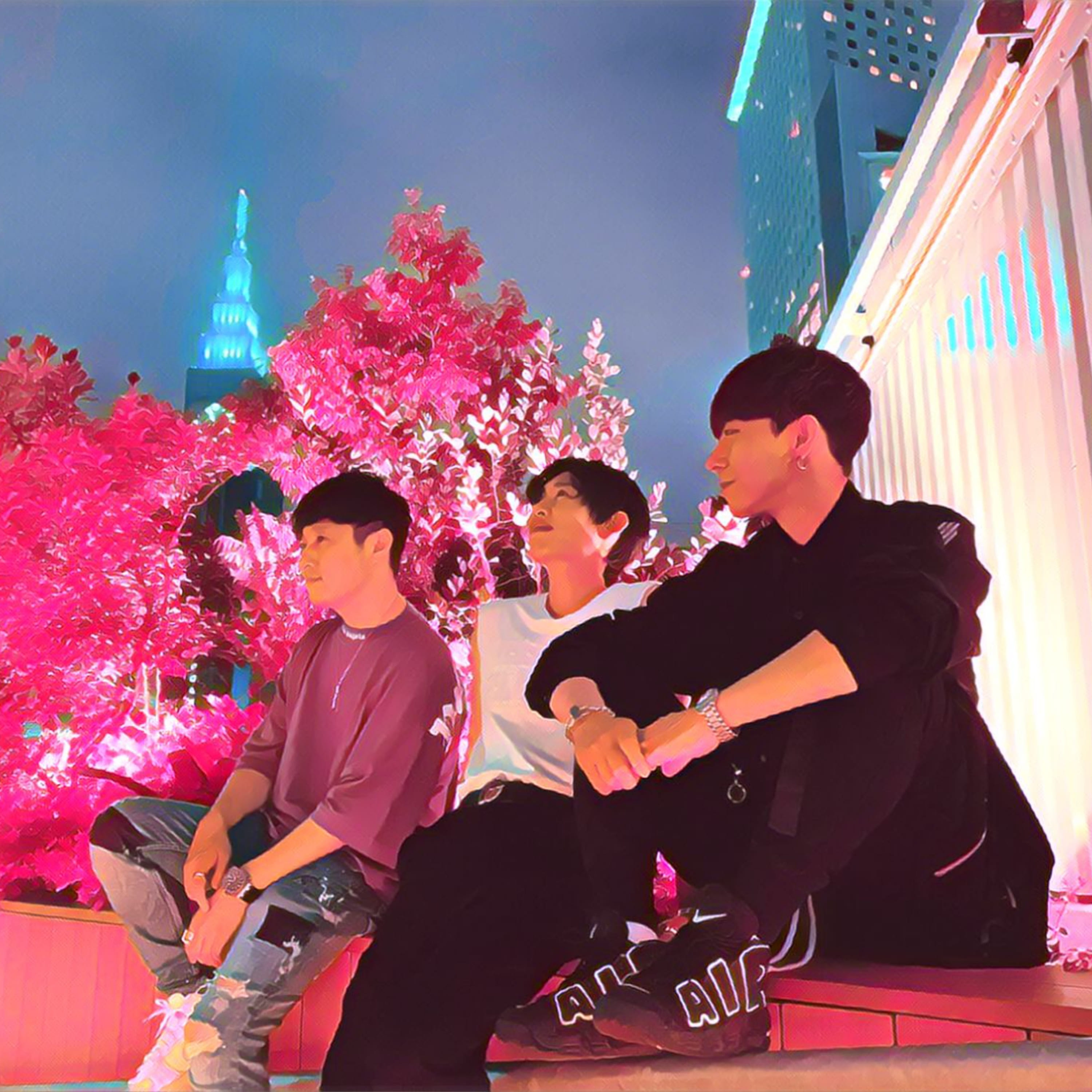 音楽 ×NFT× ライブ』イケメン通りのルーツ。韓国アーティスト「B/ue× サンジン×Hawool」の NFT 限定楽曲を The NFT  Records にてリリース開始｜News - ニュース｜株式会社イージェーワークス